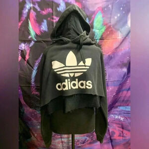 Cropped Adidas hoodie
